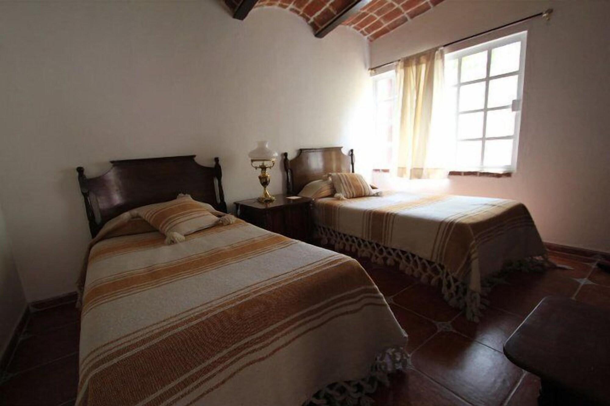Hotel Villa De La Plata กัวนาฮัวโต ภายนอก รูปภาพ